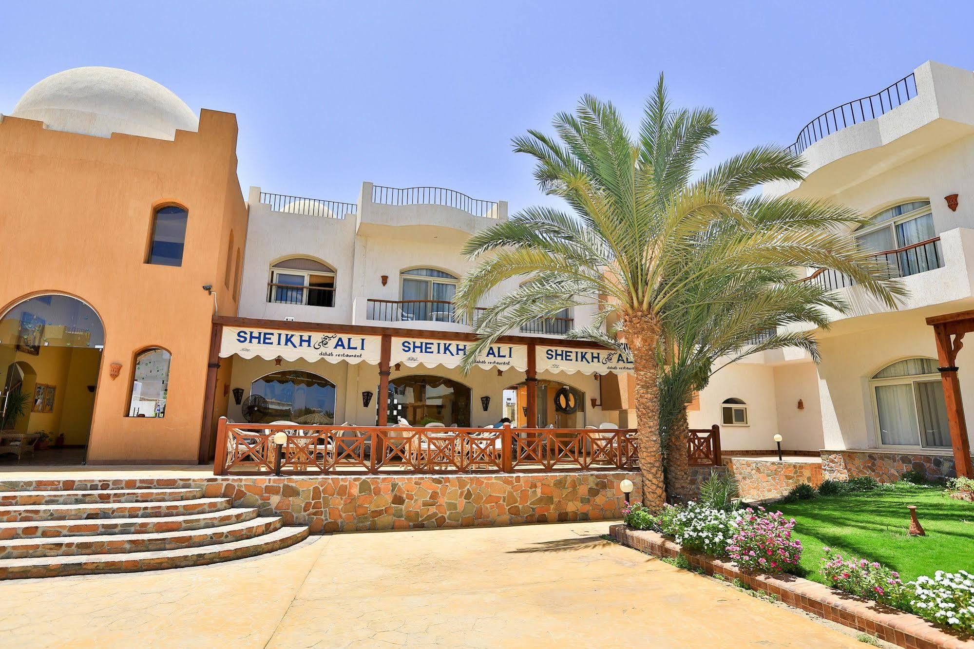 Sheikh Ali Dahab Resort Buitenkant foto