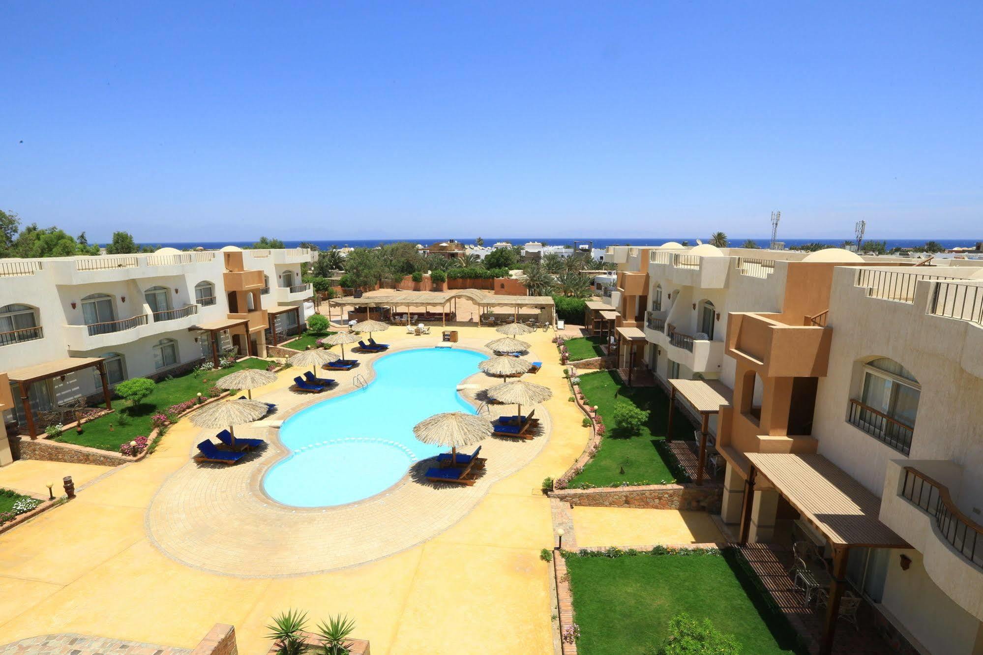 Sheikh Ali Dahab Resort Buitenkant foto